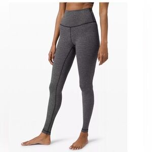 35). Lululemon Wunder Under High Rise tight Inseam 28 Luon